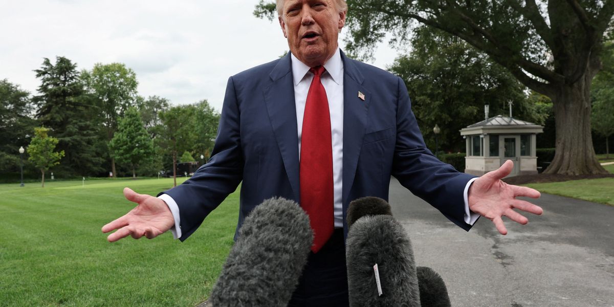 Finance experts warn Trump’s favorite economic metric may turn south